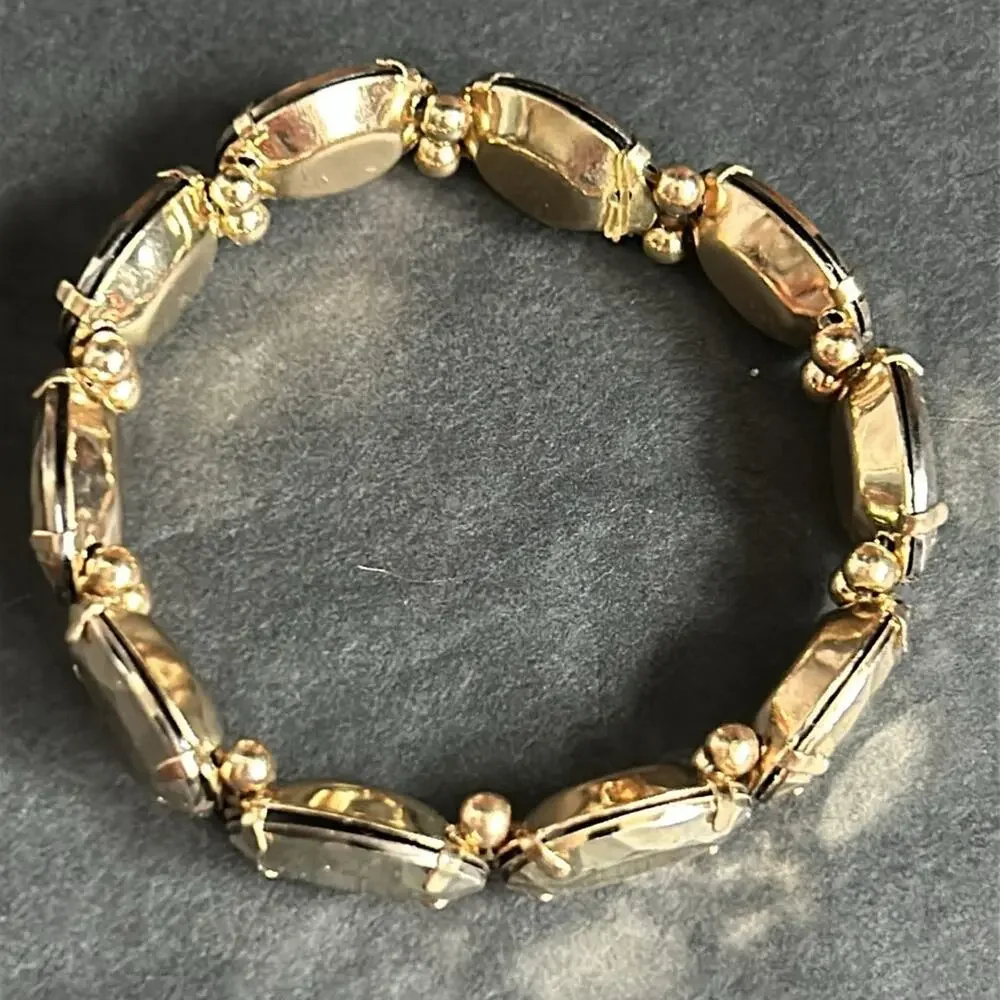 Vintage gently used